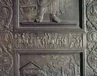 Detalhe da porta central da basílica, decorada 1439-45 (bronze) (ver também 247330-247337)